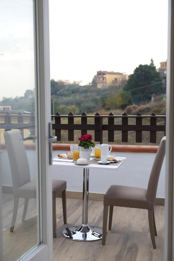 Domus Dams B&B Montescaglioso Buitenkant foto